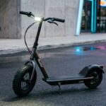 Test Hulajnoga elektryczna Razor C25 [TEST] ⭐️ Miejskie innowacje i gigantyczne przednie koło